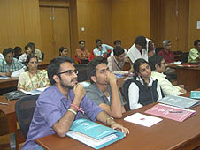 Jesuit economists vow to guide development thumbnail