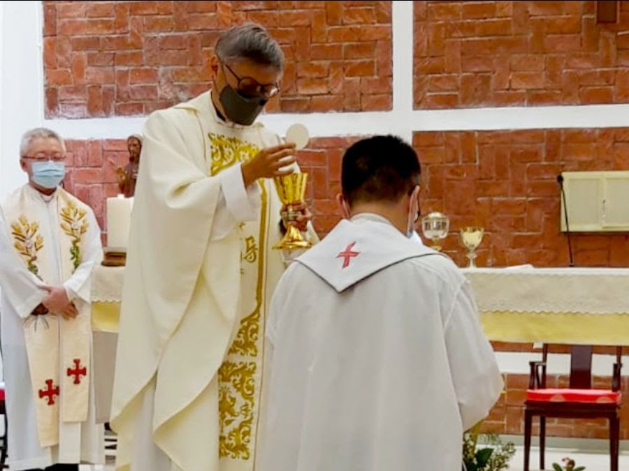 Fr Clement Tsui SJ pronounced his Final Vows on 31 July