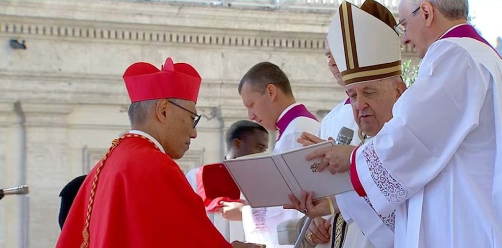 Bishop Stephen Chow SJ elevated to cardinal