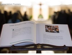 教宗方濟各：耶穌處在人群中，祂不是講臺上的教授