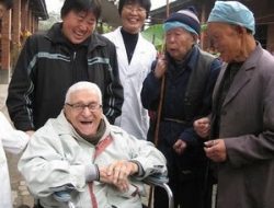 耶穌會士陸毅 1913-2011