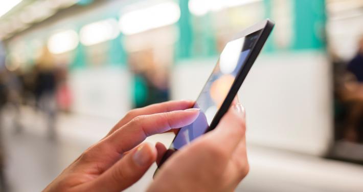 Illu_connected_istock_web