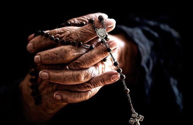 pray