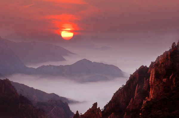 Yellow Mountain Sunrise & Sunset