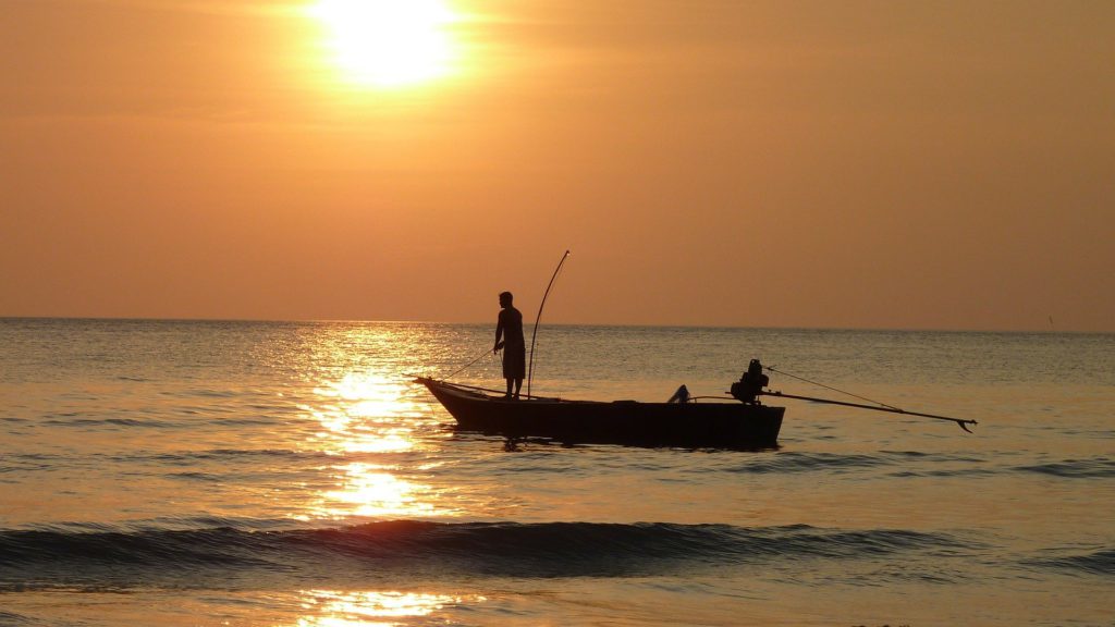fisherman-209112_1920