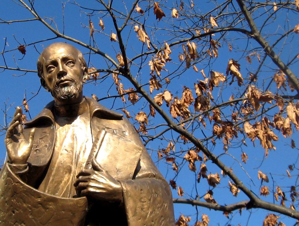 "Statue of Ignatius Loyola" by elycefeliz