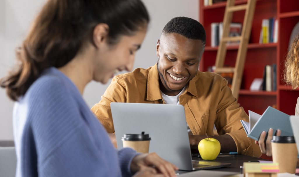 companion-writing-learning-together-during-study-session Image by Freepik