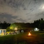 草坪音樂會與營火