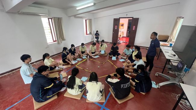 学生在利玛窦别墅的心灵教育