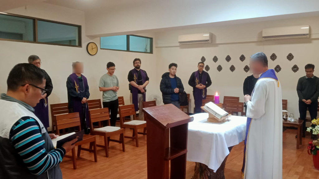 formandigatheringeucharist