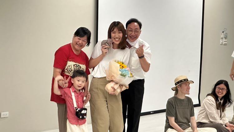 讀劇會當天,許多劇組人員的家人都到場支持