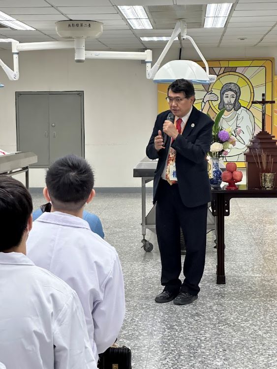 叶炳强院长2024大体老师祈福启用典礼