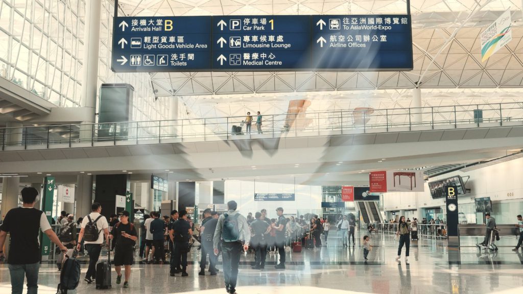 在機場與主相遇