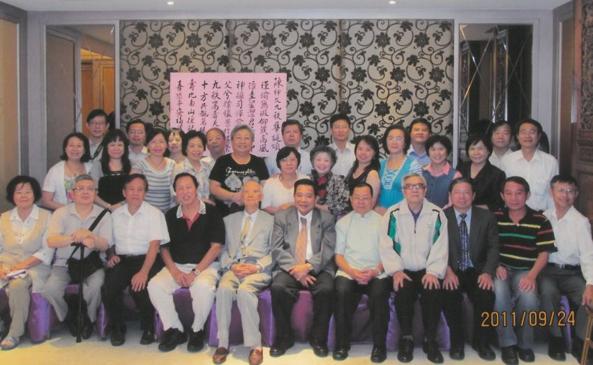 陈瑾璋神父的学生,年年为他庆生