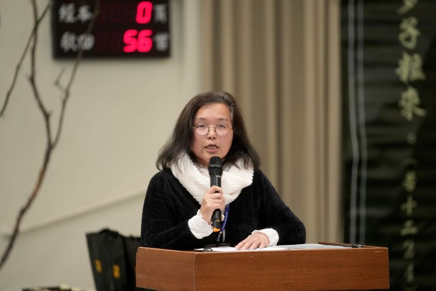 家属代表翁秀祯女士致词 (照片取自辅大医学院脸书)