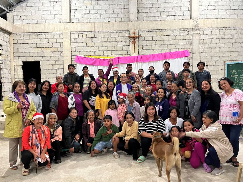 Simbang Gabi 弥撒之后合影