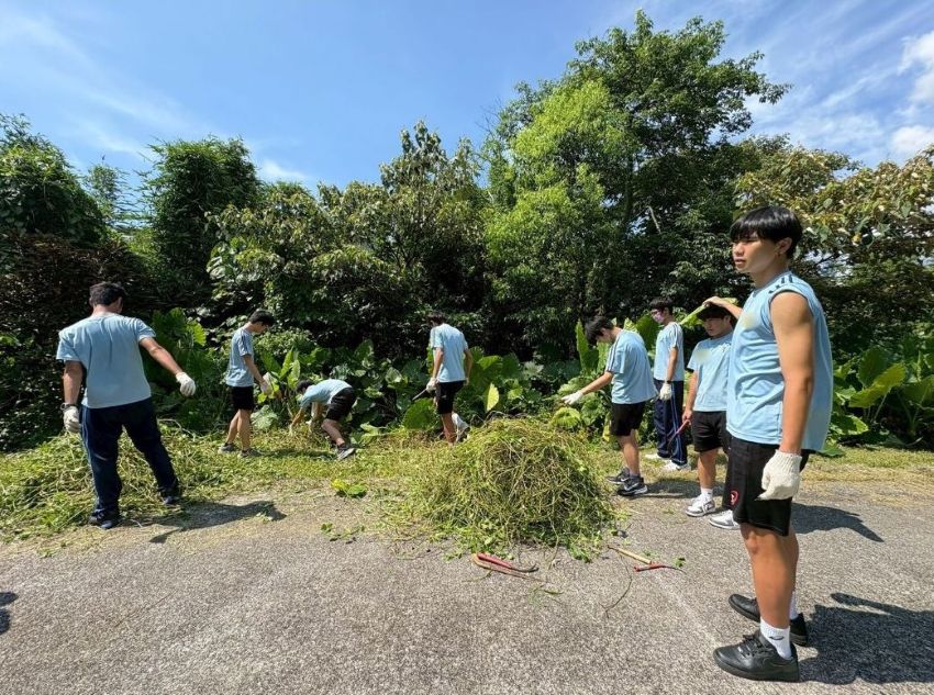 当青年遇上绿色生命力：徐汇中学简单爱一日生活体验