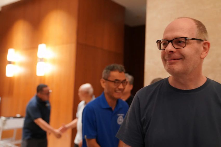 耶稣会难民服务处国际部主任米赫．舒普修士