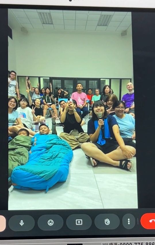 7月30晚上與羅馬台灣青年大會師現場連線