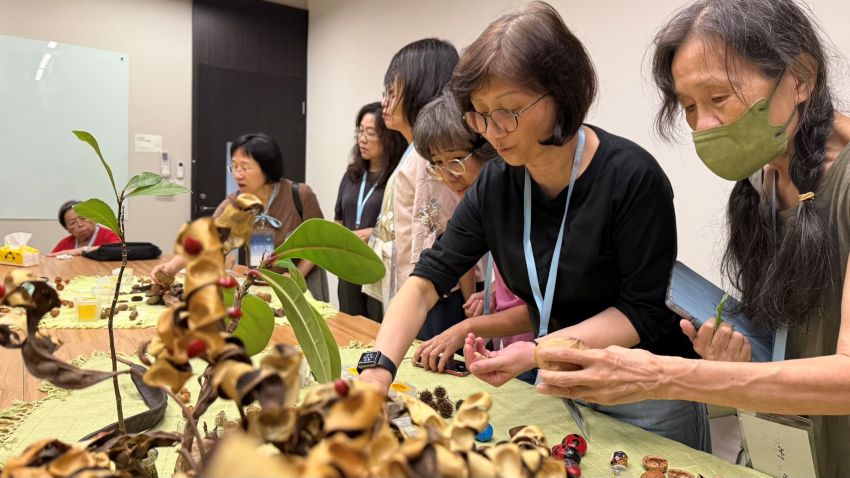 自然有祢靈修講座