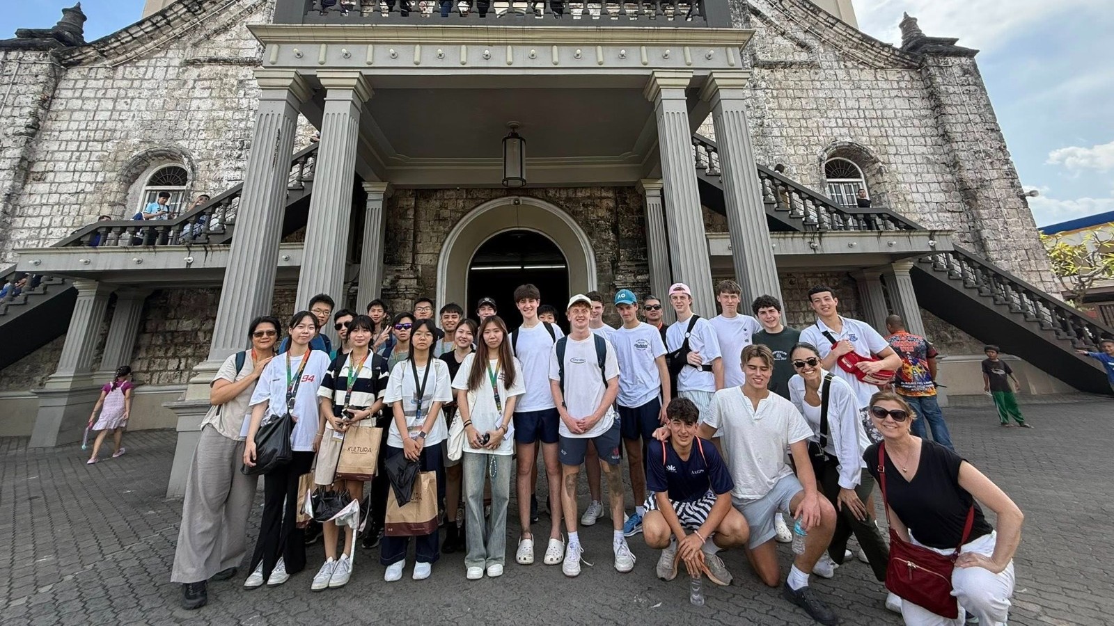 激勵青年，參與世界：依納爵學生領袖論壇2025