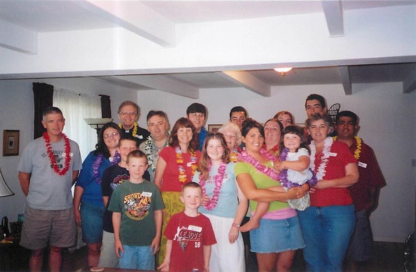 艾神父与热闹的家族