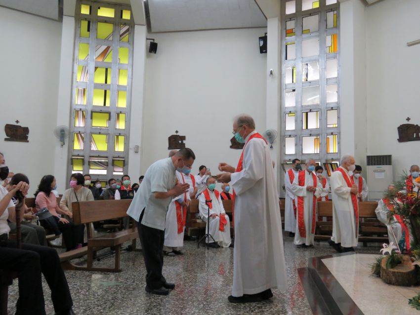 官枝顺修士2022年10月的金庆典礼