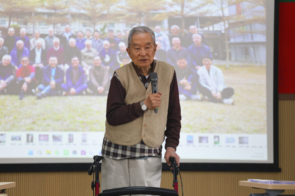 陸達誠神父給予回饋